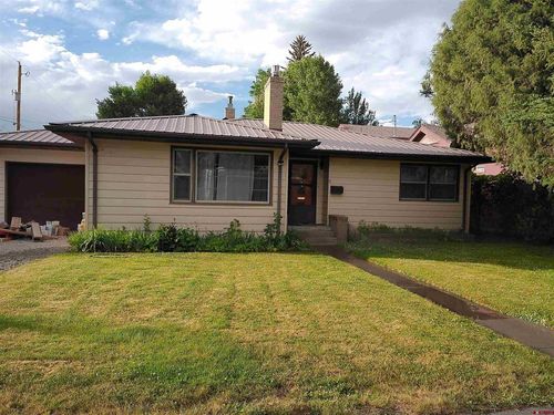711 1st St, Alamosa, CO, 81101-2506 | Card Image