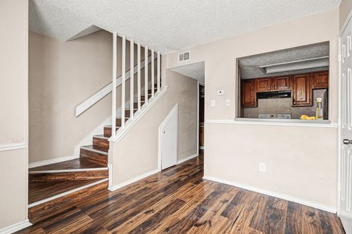 apt-51-57-8005 Rothington Rd, Dallas, TX, 75227-2458 | Card Image