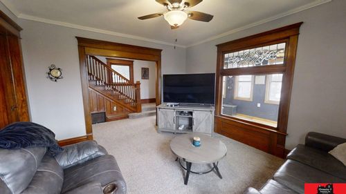 515 N Thomas Ave, Oakland, NE, 68045-1130 | Card Image