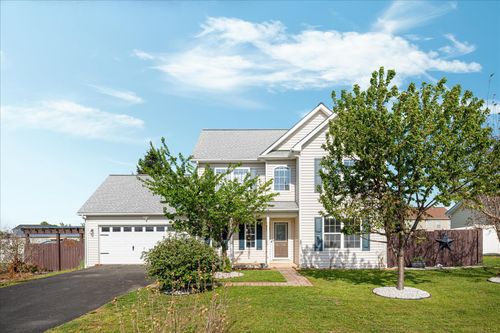 109 Fenimore Dr, INWOOD, WV, 25428-4425 | Card Image