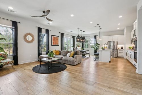8004 Hillock Ter, Austin, TX, 78744-1542 | Card Image