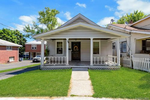 91 Clove Ave, Haverstraw, NY, 10927-1835 | Card Image