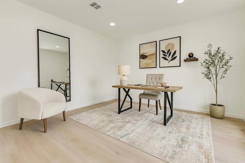 3351 S Sutton Sq, Stafford, TX, 77477-4720 | Card Image