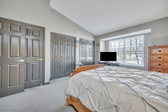 15730 Foxglove Ln, Townhouse with 2 bedrooms, 2 bathrooms and null parking in Middleburg Heights OH | Image 6