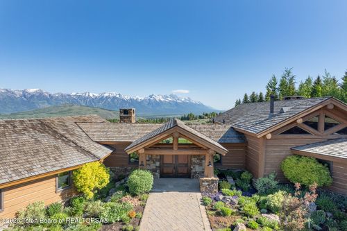 1435 N Lower Ridge Rd, Jackson, WY, 83001-8563 | Card Image