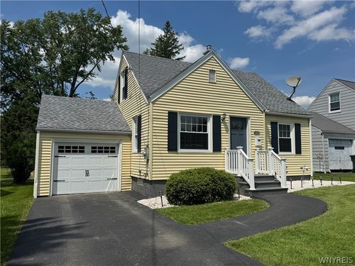 47 Allendale Ave, Jamestown, NY, 14701-8517 | Card Image