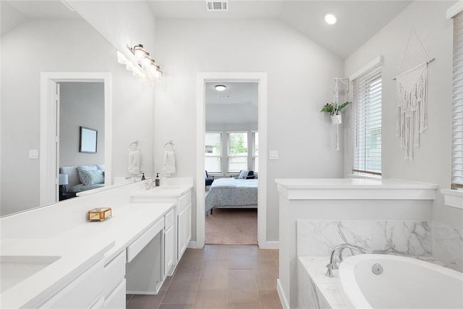5122 Walnut Grove Ln, House other with 4 bedrooms, 3 bathrooms and 2 parking in Manvel TX | Image 27