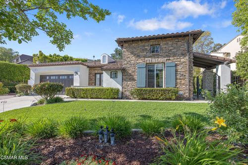 2463 Springbrook St, Thousand Oaks, CA, 91362-1147 | Card Image