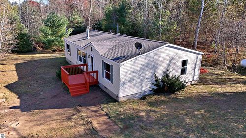 6029 Gonyer Rd Sw, Fife Lake, MI, 49633-8214 | Card Image