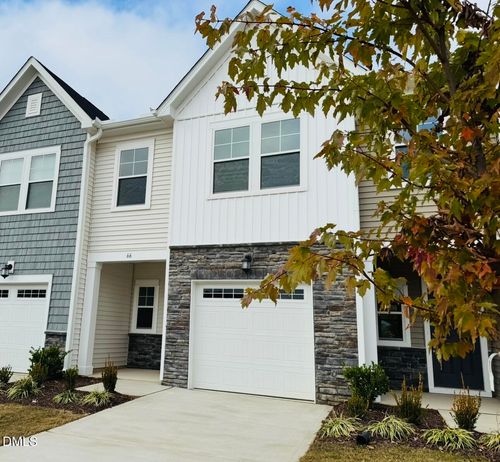 66 Florida St, Lillington, NC, 27546-6079 | Card Image