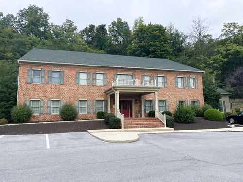 101-14201 Barberry Cir, MERCERSBURG, PA, 17236-8726 | Card Image