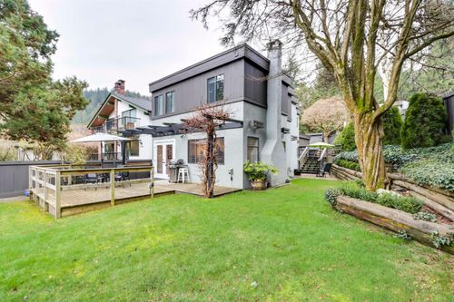 6590 Nelson Ave, West Vancouver, BC, V7W2A9 | Card Image