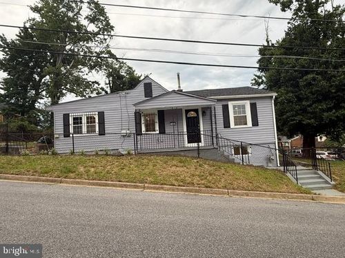 1629 Quarter Ave, CAPITOL HEIGHTS, MD, 20743-5318 | Card Image