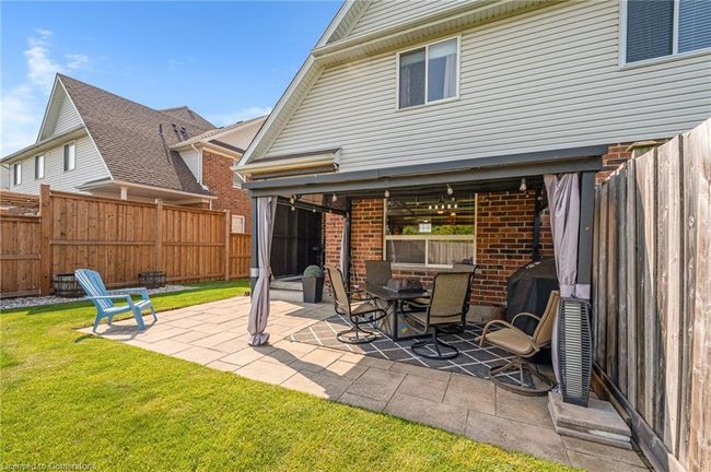 74 Colton Cir, Townhouse with 3 bedrooms, 4 bathrooms and 3 parking in Kitchener ON | Image 37