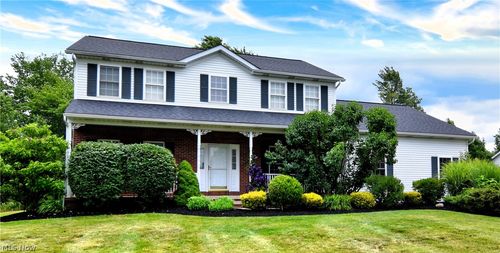 6967 Auburn Ridge Dr, Concord Twp, OH, 44077-2308 | Card Image