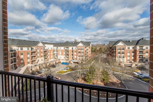 523 Carson Ter, HUNTINGDON VALLEY, PA, 19006-4721 | Card Image