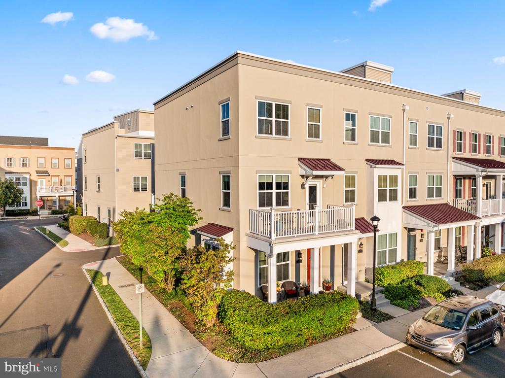 Hagen Dr, Bensalem, PA 19020
