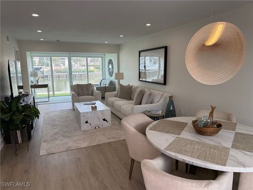 apt-e5-1550 Gulf Shore Blvd N, NAPLES, FL, 34102-4934 | Card Image