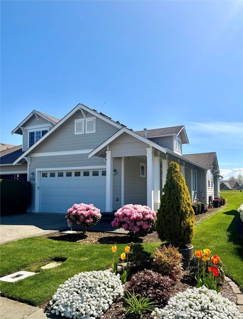 2008 Greenview Ln, Lynden, WA, 98264-8567 | Card Image