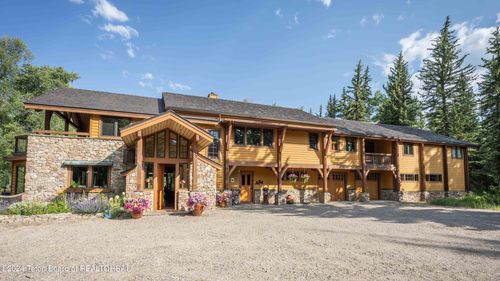 155 E Buck Mountain Rd, Jackson, WY, 83001-9024 | Card Image