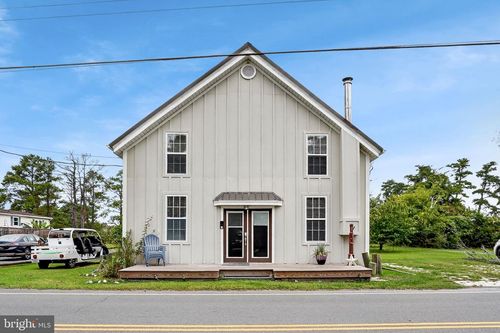 5277 Main St, CHINCOTEAGUE ISLAND, VA, 23336-3106 | Card Image
