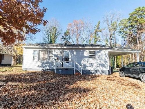2216 Bradley St, Greensboro, NC, 27406-4904 | Card Image