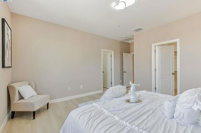113 Silver Bell Way, House other with 5 bedrooms, 3 bathrooms and 2 parking in Oakley CA | Image 23