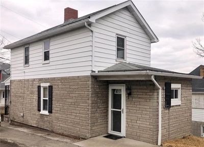 905 4th St, House other with 2 bedrooms, 1 bathrooms and 2 parking in Charleroi Boro PA | Image 1