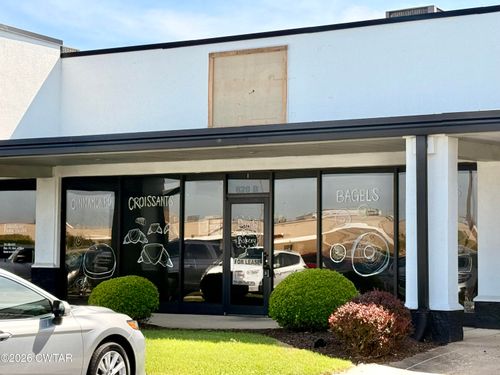 620 Mall Boulevard, Dyersburg, TN, 38024 | Card Image