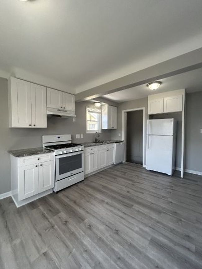 13667 Birrell St, House other with 2 bedrooms, 1 bathrooms and null parking in Southgate MI | Image 13