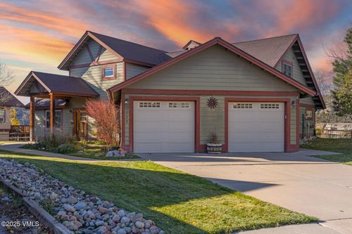 25 Sunset Ct, Eagle, CO, 81631-6487 | Card Image