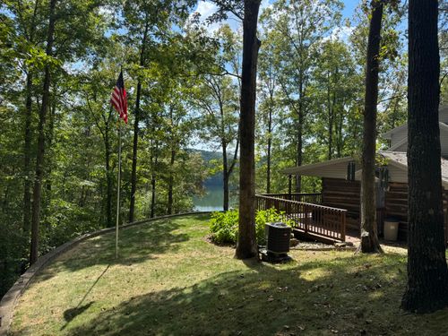 155 Rocky Point Rd, East Bernstadt, KY, 40729-6651 | Card Image
