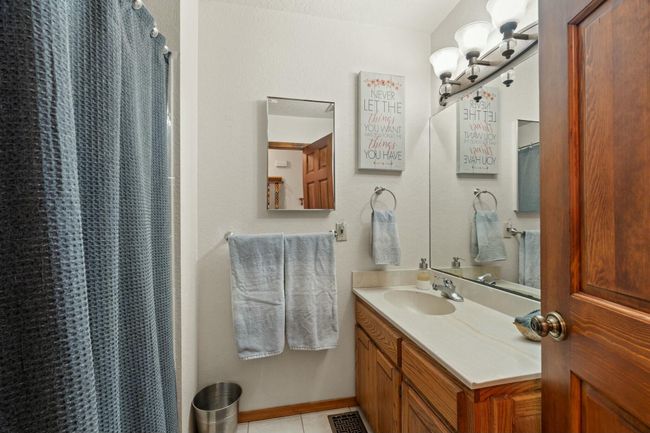 69 Midway Rd, House other with 5 bedrooms, 4 bathrooms and null parking in Lemitar NM | Image 25
