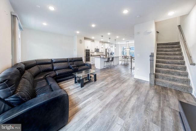 10567 Ratcliffe Trl, Townhouse with 3 bedrooms, 4 bathrooms and null parking in MANASSAS VA | Image 24