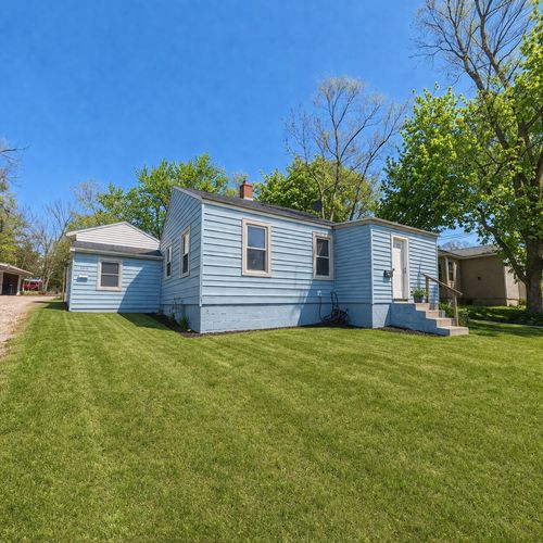 2938 E Euclid Ave, Des Moines, IA, 50317-3840 | Card Image