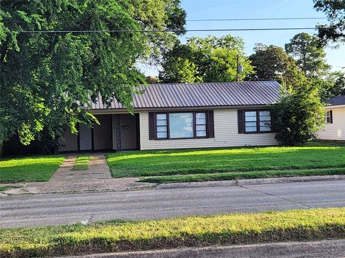 110 Southfield Rd, Shreveport, LA, 71105-3703 | Card Image