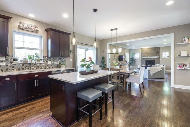 12911 Mayfair Dr, House other with 4 bedrooms, 3 bathrooms and 3 parking in Lemont IL | Image 9