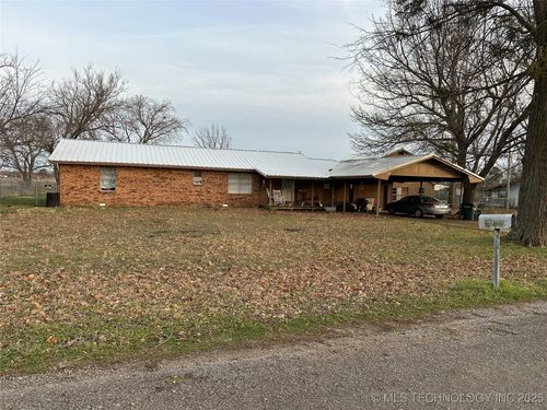 201 S C, Calera, OK, 74730 | Card Image