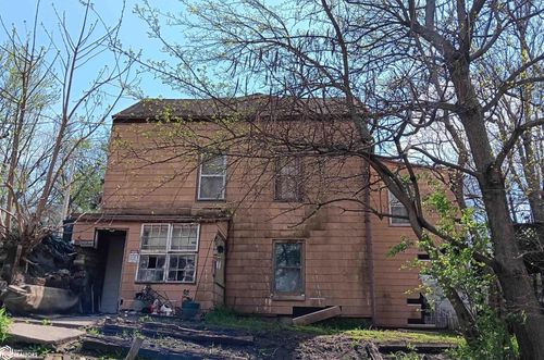 617 N 5th Street, Ottumwa, IA, 52501 | Card Image