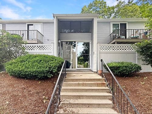 2-7 Village Rock Ln, Natick, MA, 01760-5707 | Card Image