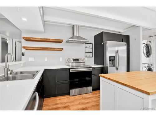 1044 Stuart St, Denver, CO, 80204-2958 | Card Image