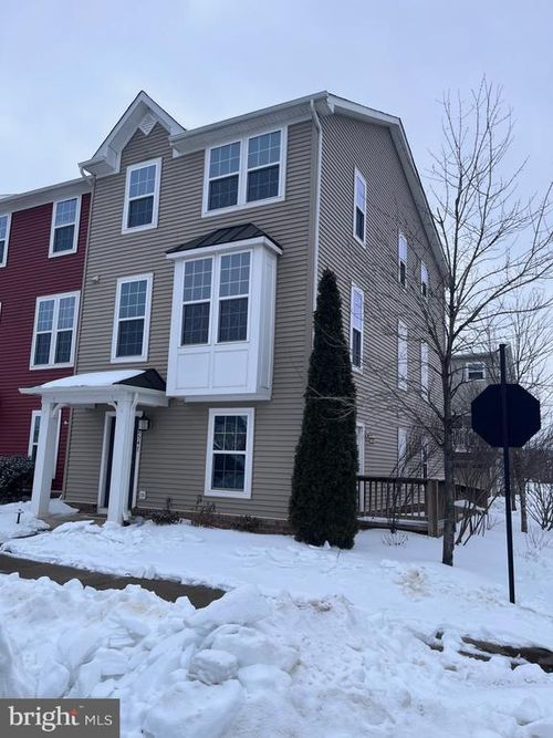 8547 Ross St, BEALETON, VA, 22712-5642 | Card Image