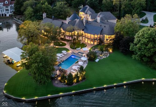 10606 Brooks School Rd, Fishers, IN, 46037-9742 | Card Image