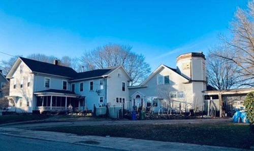 44 Dean St, Attleboro, MA, 02703-2204 | Card Image