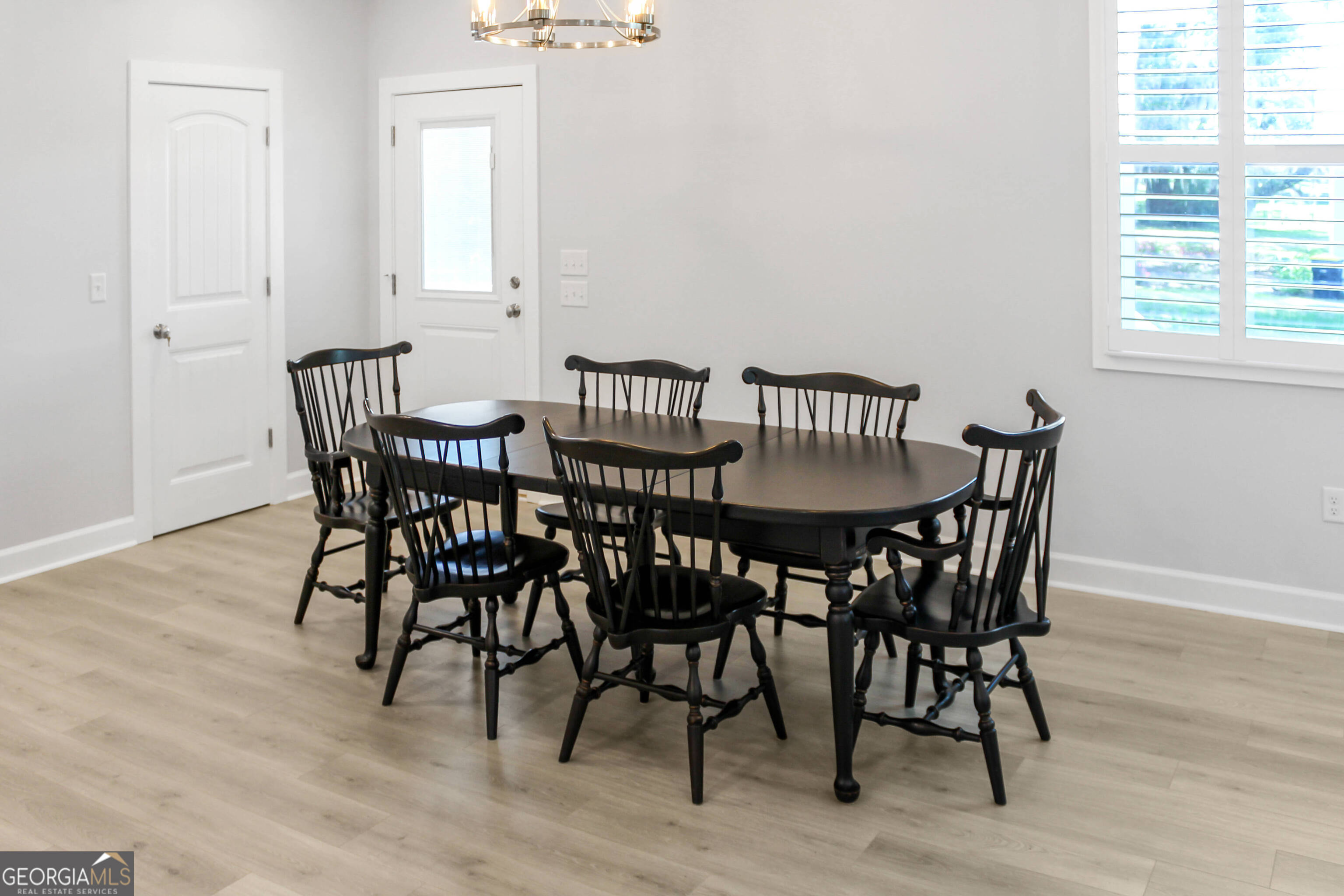 Residential Lease in Darien 5