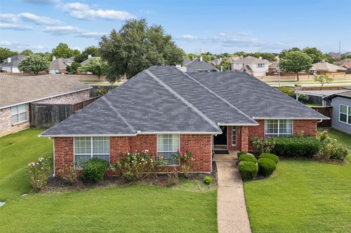 1549 Waterford Dr, Lewisville, TX, 75077-2423 | Card Image