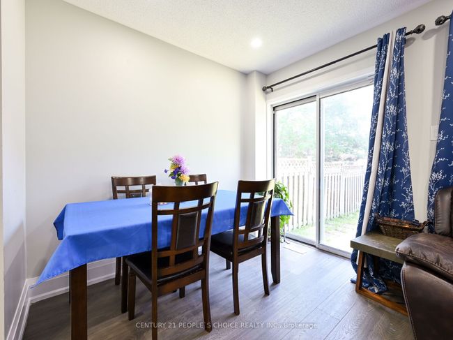22 Gilgorm Rd, Condo with 3 bedrooms, 3 bathrooms and 1 parking in Brampton ON | Image 12