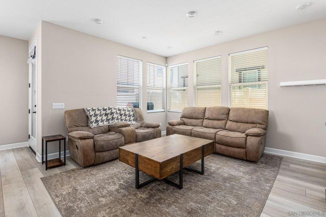 1682 Carol Lee Ln, House other with 3 bedrooms, 3 bathrooms and 4 parking in Escondido CA | Image 6