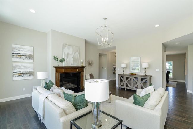 Photo representation of a similar home. Some features shown may be optional. | Image 7
