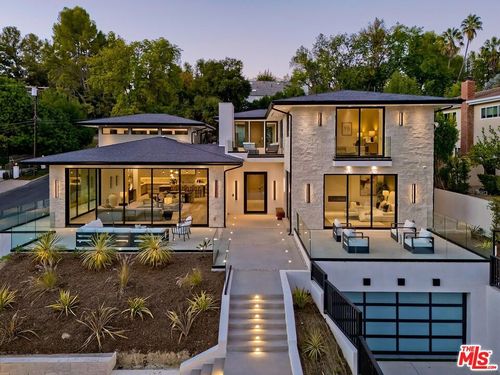 16879 Mooncrest Dr, Encino, CA, 91436-3545 | Card Image